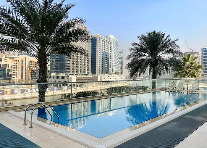 Business Bay Premium Apartment By Renttiers