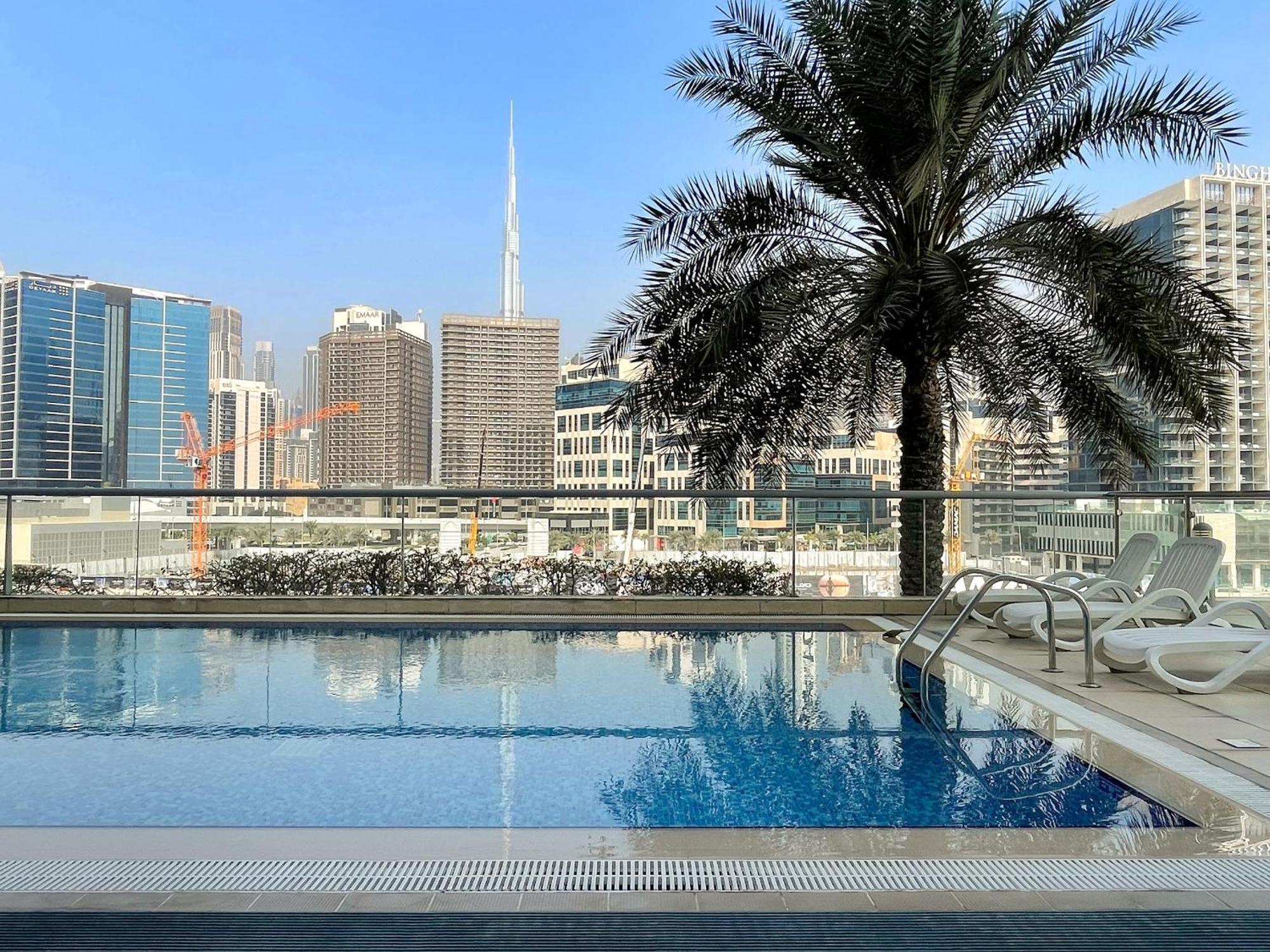 Apartment Business Bay Premium By Renttiers Dubai