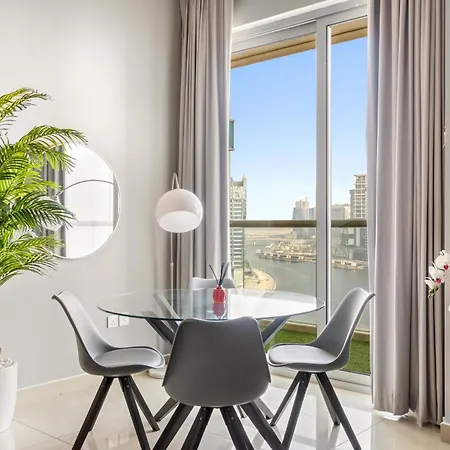 Business Bay Premium Apartment By Renttiers Dubai Exterior photo