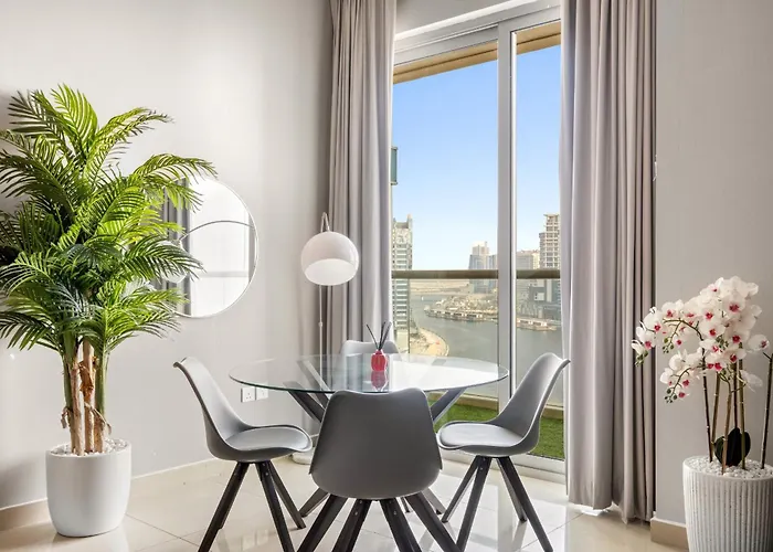 Business Bay Premium Apartment By Renttiers
