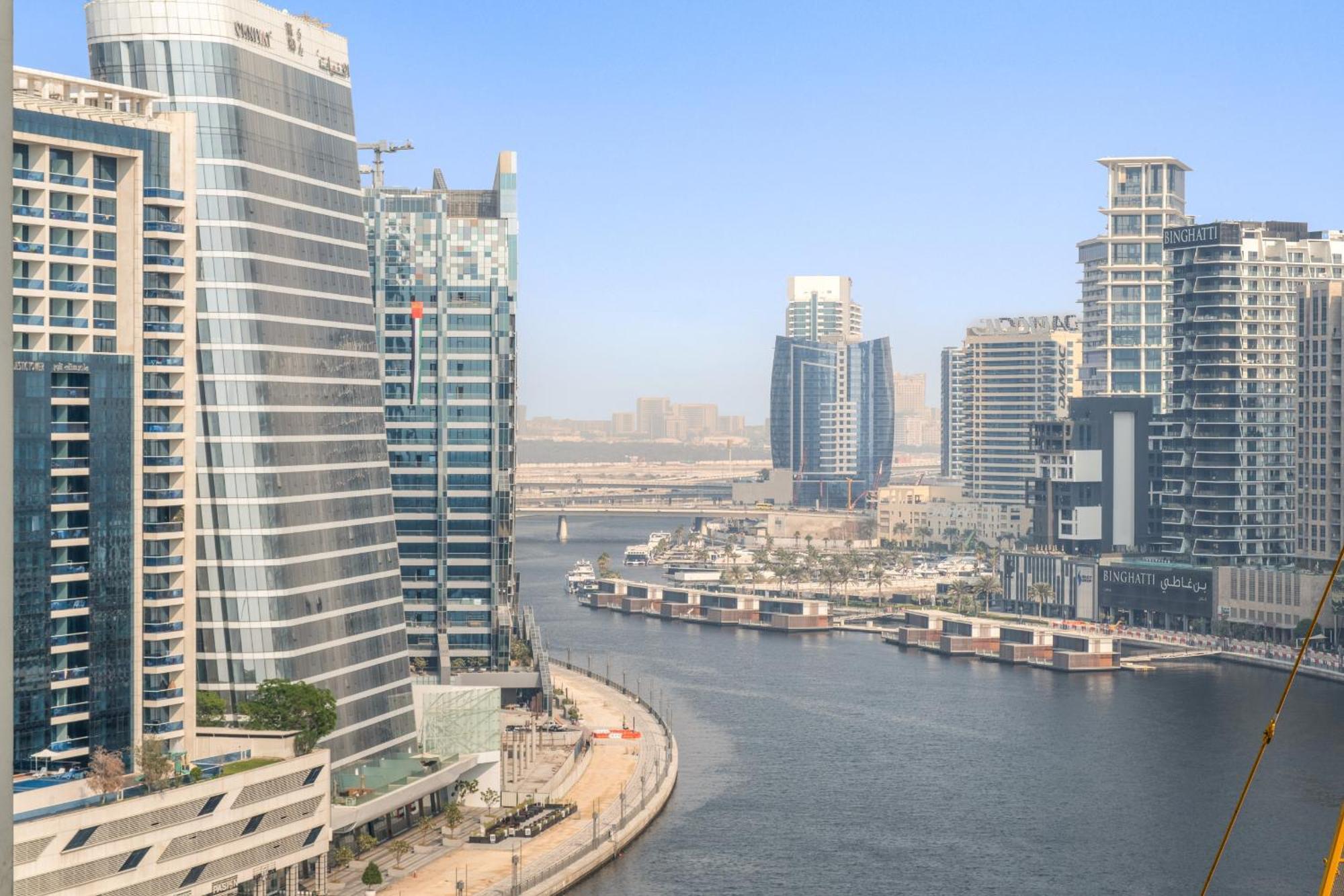 Business Bay Premium By Renttiers *