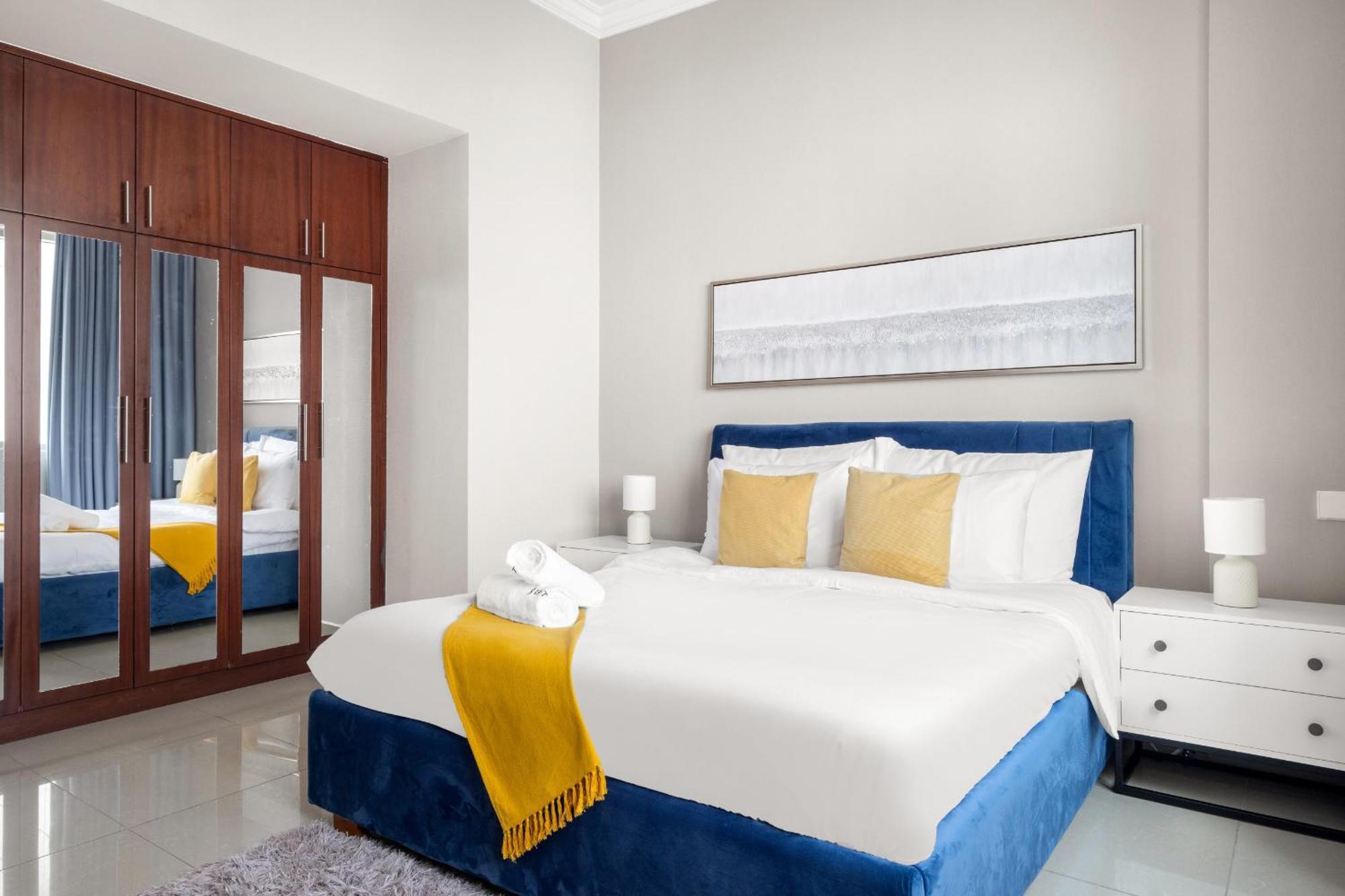 Business Bay Premium By Renttiers
